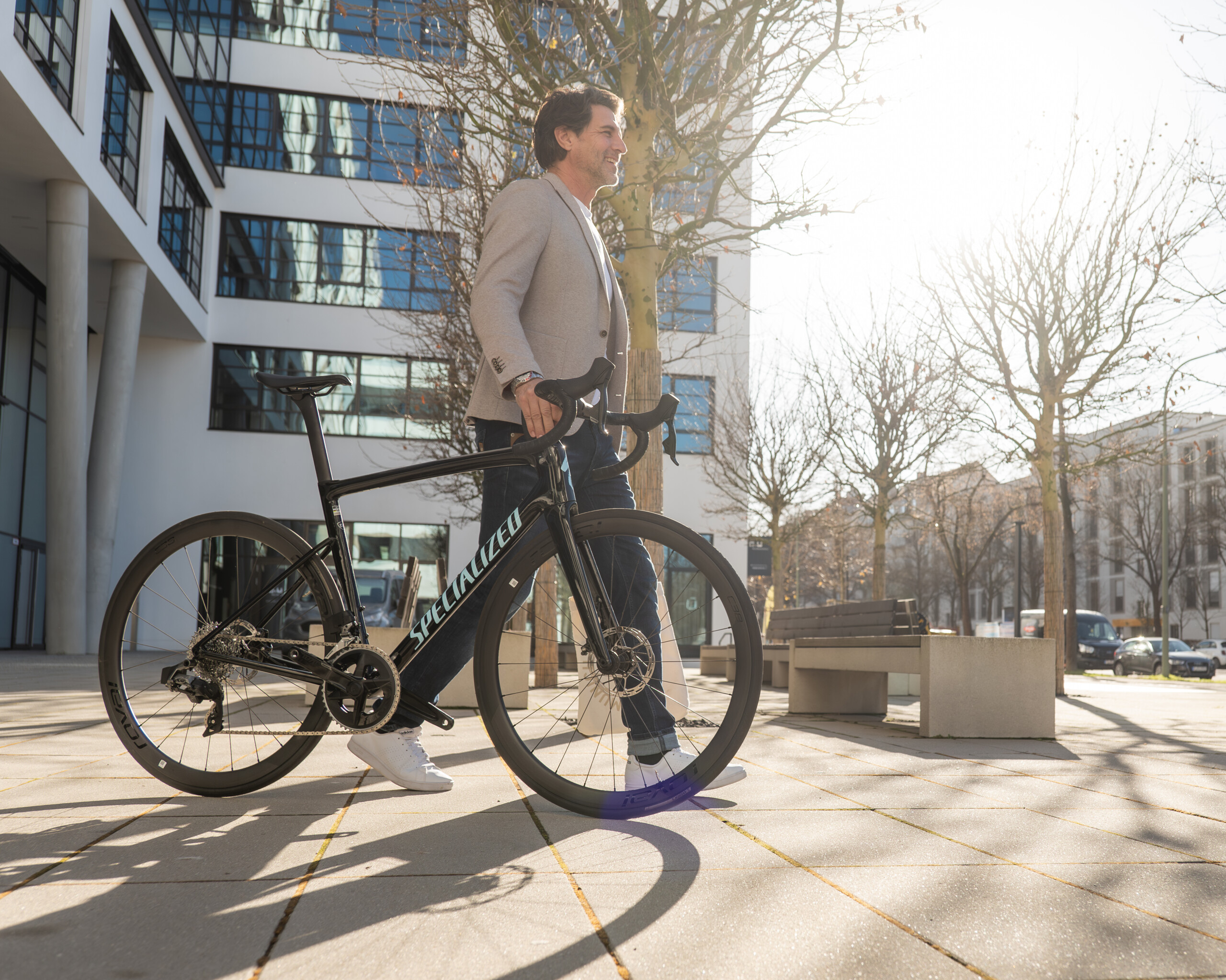 5 Grnde, warum E-Bike-Fahren mehr mit Sport zu tun hat, als Sie glauben -  Blog - Deutsche Dienstrad
