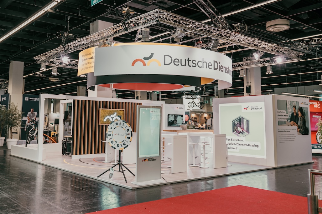 Besuchen Sie Deutsche Dienstrad vom 15.9.- 17.9. auf der Zukunft Personal Köln 2026 (Halle 5.1, Stand M.16)! Sichern Sie sich jetzt Ihr Gratis-Ticket. 